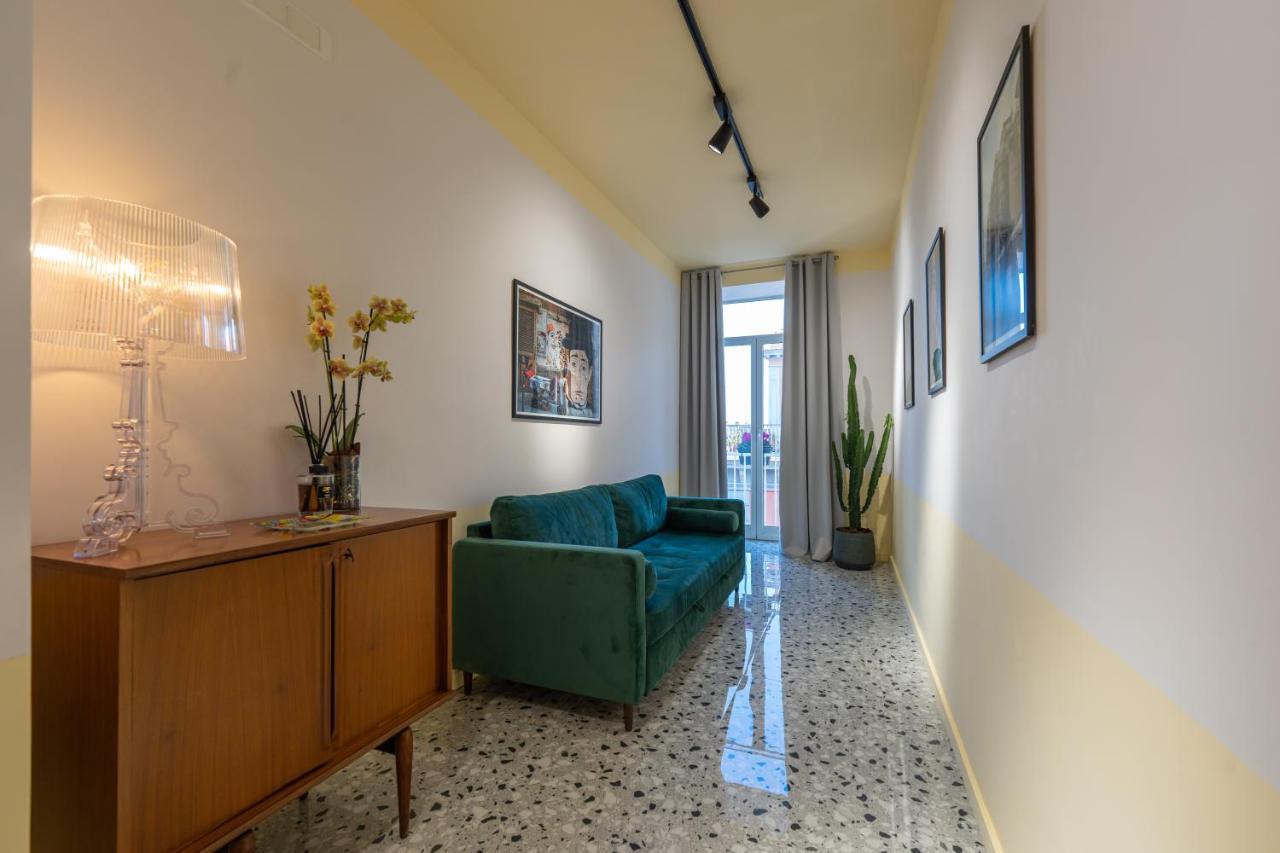 Teatro Toledo 272 Bed and Breakfast Napoli Eksteriør billede